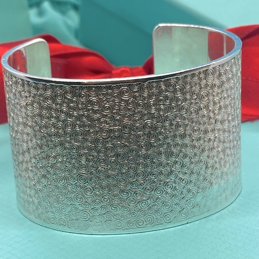 Tiffany & Co Makers Vintage RareSwirlCuff Bracelet
